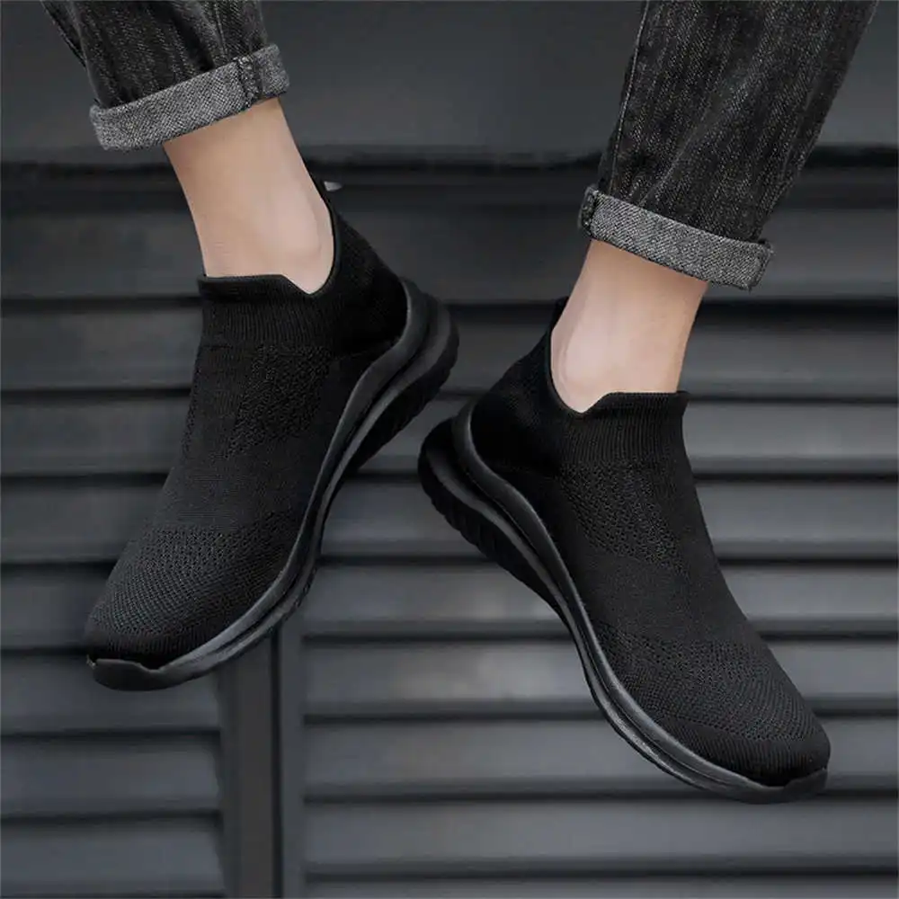 Home Gym Gold - Sepatu olahraga pria, krem lembut baru